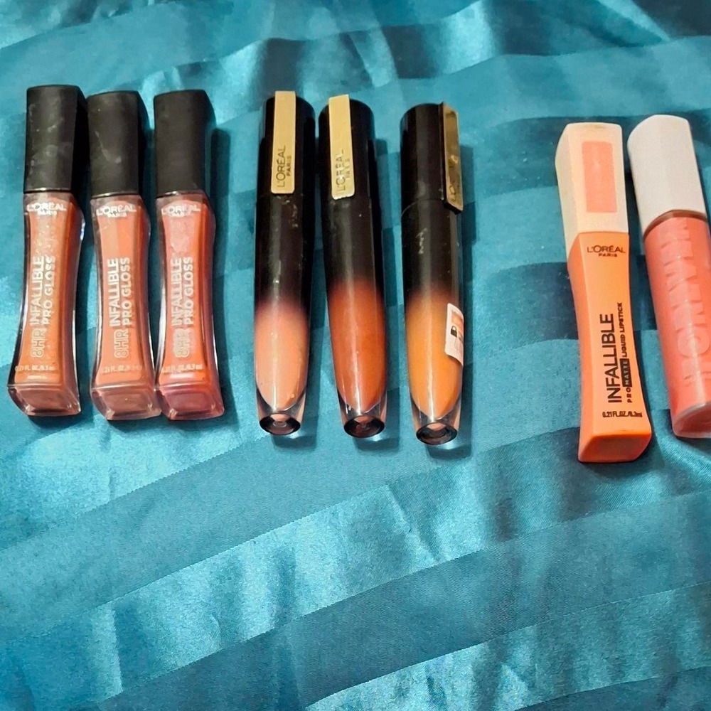 L'Oréal Paris lip products in nudes and pinks